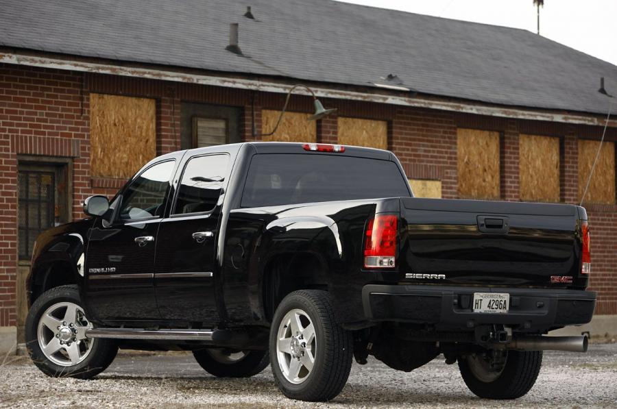 GMC Sierra Denali 2011 года  (фото 41 из 42)